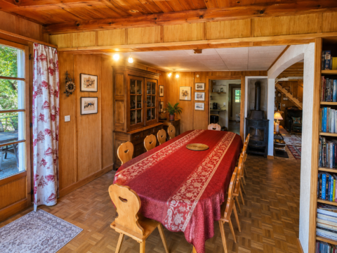 Salle à manger depuis la véranda
