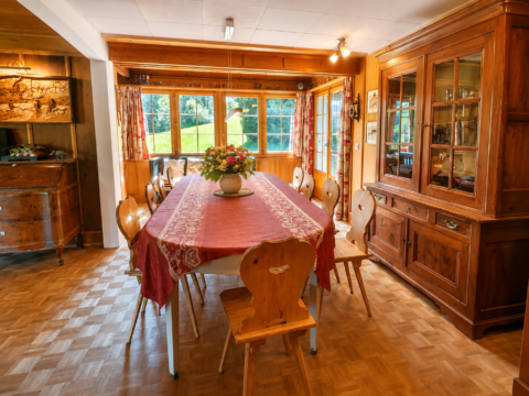 Table familiale de la salle à manger