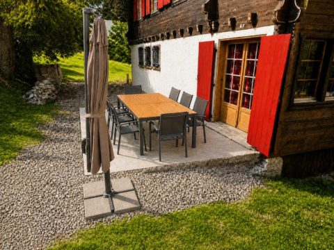 Espace de vie extérieur de plein pied