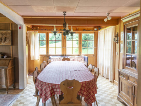 Table familiale de la salle à manger